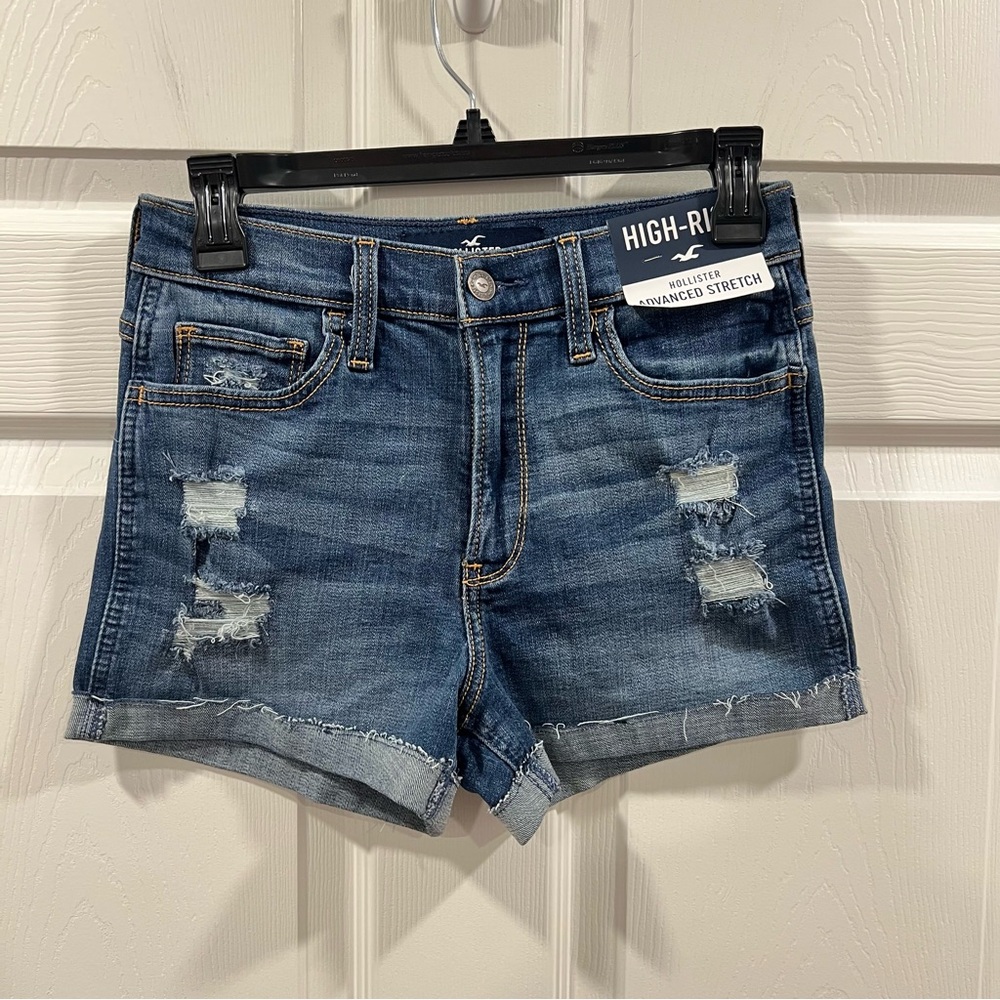 Hollister Advanced Stretch High Rise Jean Shorts Blue Distressed Denim 3/26 NWT